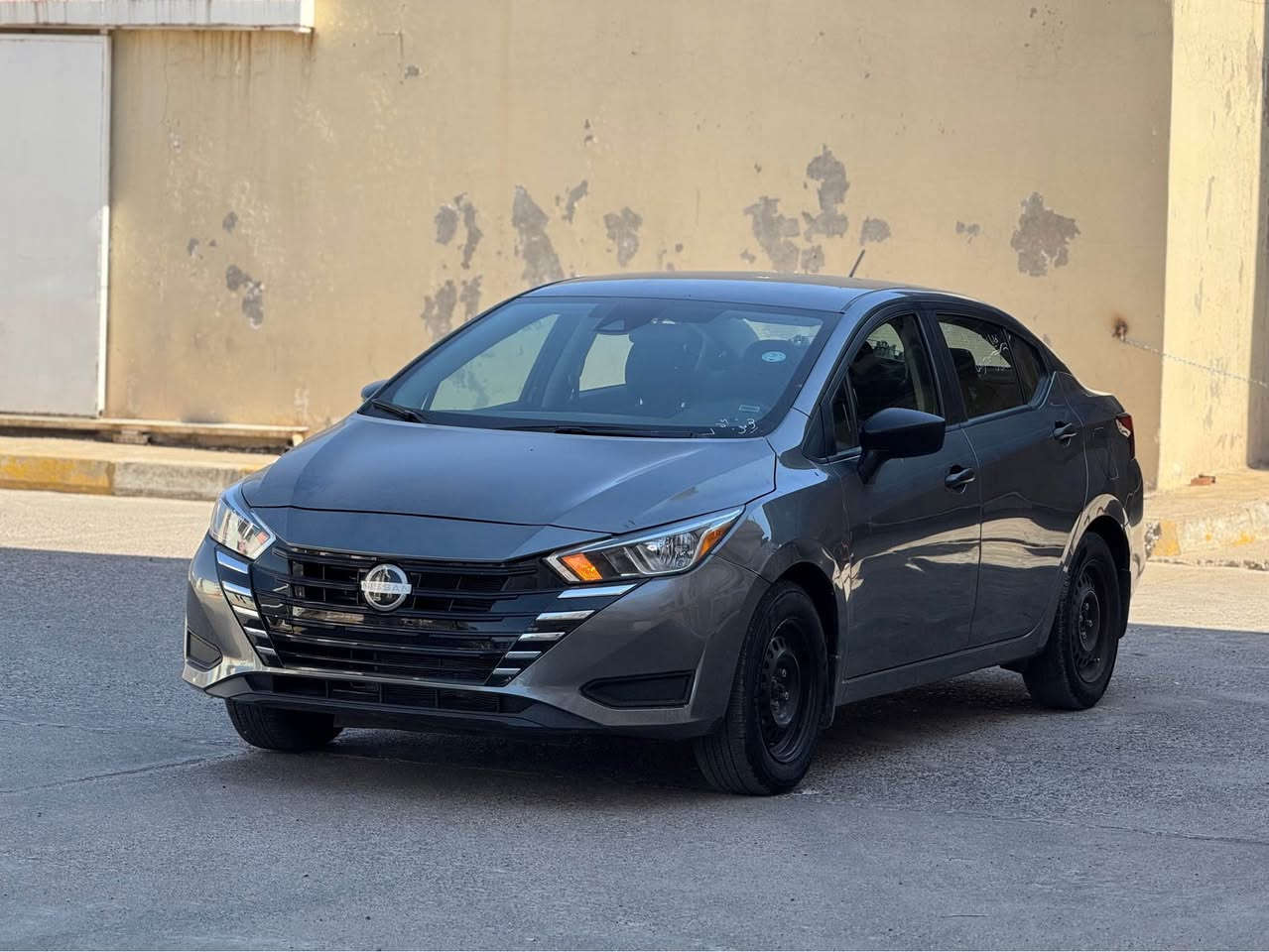 Nissan Versa S 2024  نيسان سنترا اس ✔️

قطعتين و نص صبغ ( نص بوند جملغ و باب)
شواصي سليمة و ٣٨ الف ميل ماشية
رقم شاصي بالصور

مواصفات S المعروفة  🔝
كير محرك تبريد كهربائيات شرط 💯
كل شي بلادي شركة 💯

سعر بلاش 🔥 99 ورقة و مجال جداً بسيط
مكان عقرة  "ئاكرێ"
واتس اب و كورك *********** اكر, نينوى
