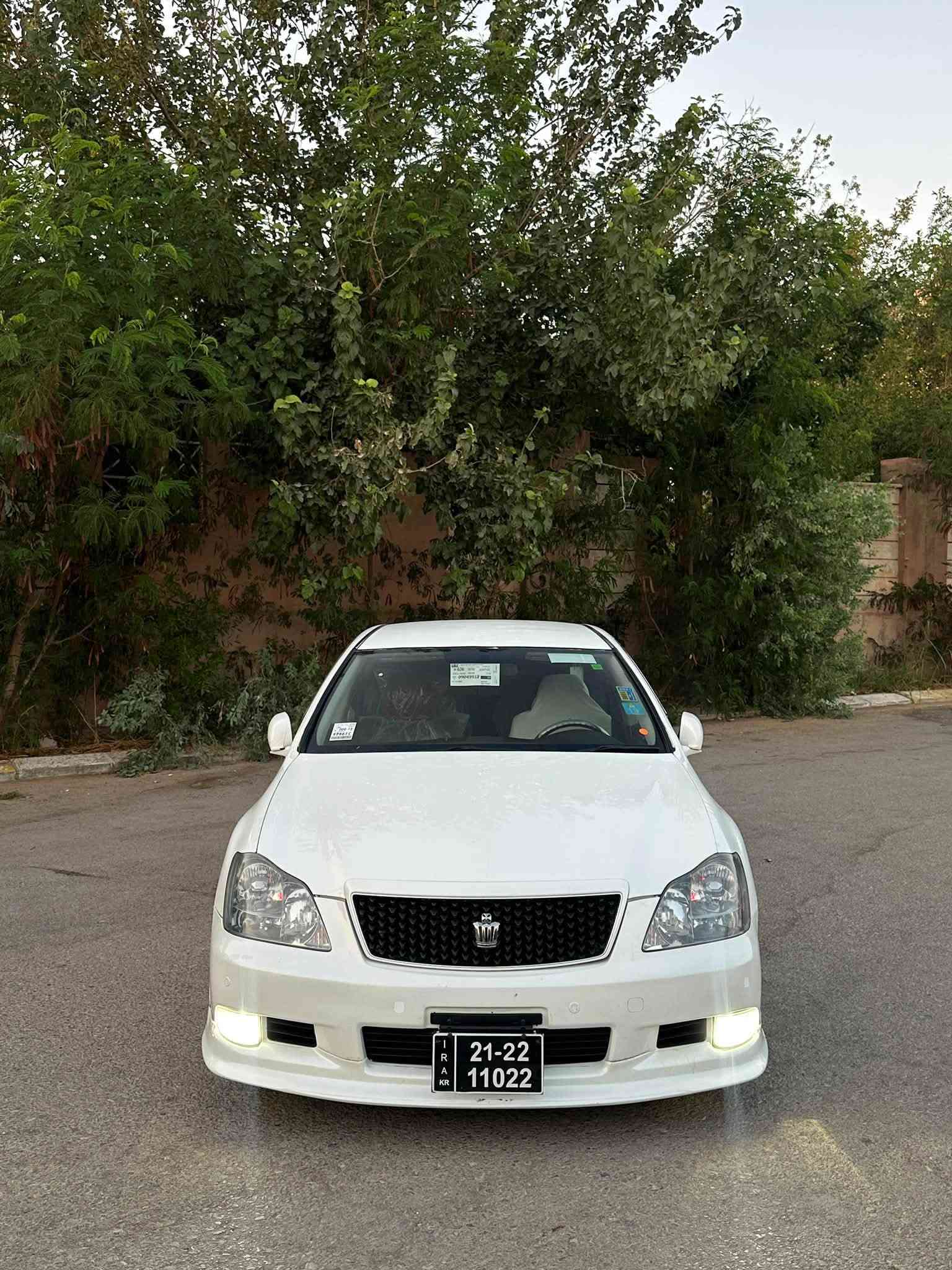 سەرەتا بەناوی خوای گەورە توێتا کروان شاهینە بۆ فرۆشتن براوە براوە ١٨٠گێڕ گەورەی مەکینە بجوک کۆدی بۆ کراوە 📃 مۆدیل ٢٠٠٧بەسمە رەساسی 📦کوشن کارەباو جلدی دوبەی تەبریدو گێرو مەکینە بەشەرتی وەستا🧑‍🔧جاور ویلو تایەی لۆکی لەژێرە🛞 سەقف بۆیاخو دەعمو لێدراو کەڤەر گۆراو بەشەرت سەیارەکە ڕوعبێک مەسرەفی تێدا نیە دعامی پێشەوە بۆ دواوە بەشەرت بۆ زانیاری زیاتر پیوەندی بکە***********.   ***********
