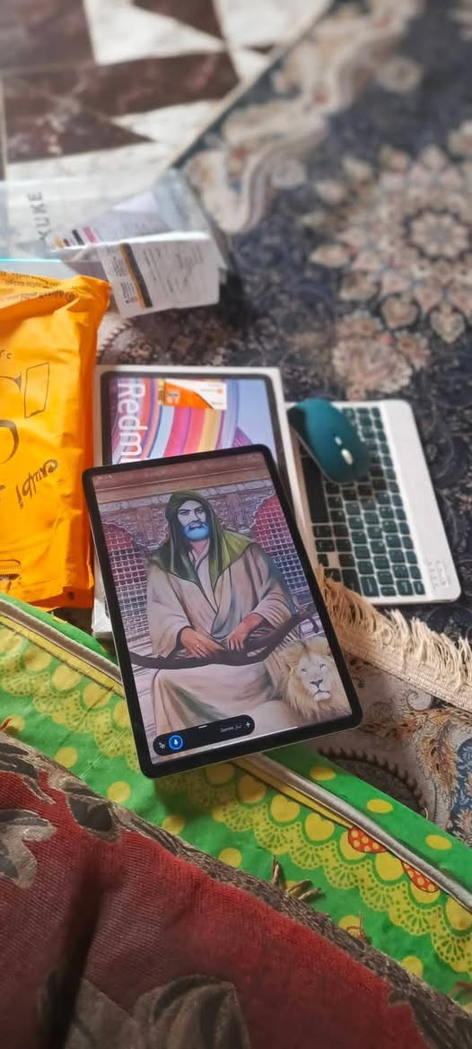 السلام عليكم ايباد Redmi Pad Pro نضيف ماداخل صيانه ملحقاته موجوده بس شاحنه ماكو سعر ١٣٠ بصره زبير ***********
