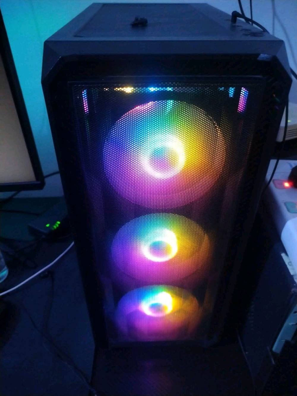 pc للبيع السعر مليون و200 وبيه مجال للشراي
منوكت تستخدم الحاسبة تقريباً، وهل بيها أي عيوب أو ملاحظات لازم يعرفها الشراي؟: 
استخدام 3اشهر او4 
مكانك وين بالضبط حتى نضيفه بالإعلان؟ (المحافظة/المنطقة): 
بغداد 
تريد نثبت السعر النهائي على مليون و200 لو تكتب قابل بسيط للمساومة؟: 
بيها مجال للشراي 