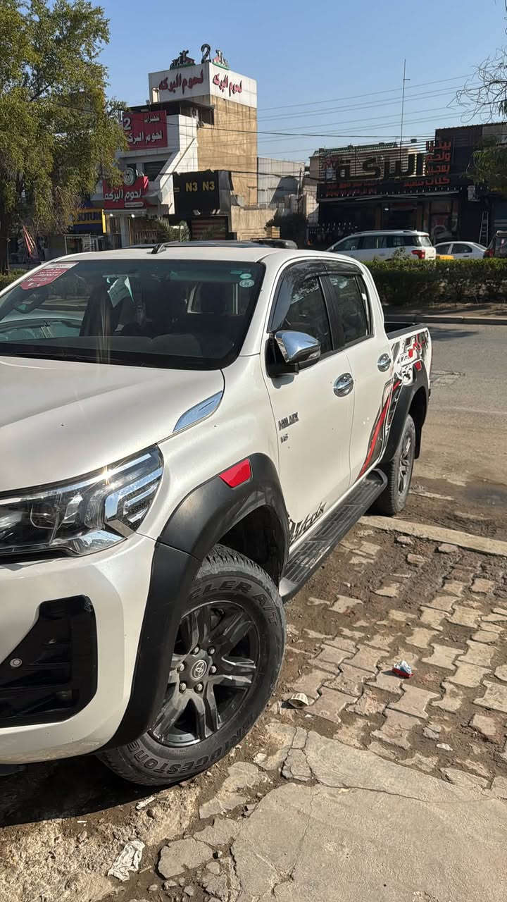 هيلوكس trd 2024
ماشية 42 الف
رقم شمالي
فول
بارد باب البدي الخلفي
***********
سعر 350
