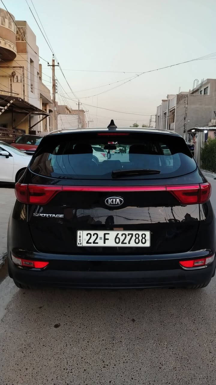 سبورتج 2019 كلين كفاله حته الدعاميات لا حادث لا غرق لا عطل مكفوله ماشيه 88 الف كيلو بلعراق فقط 33 الف كيلو سياره مال بيت كلها عله وظع الشركه تخم تاير جديد رقم اربيل باسمي هزه وسنويه وارقام جدد قبل ايام سويتهن  مراوس بصول العنوان بغداد الحرية ***********
