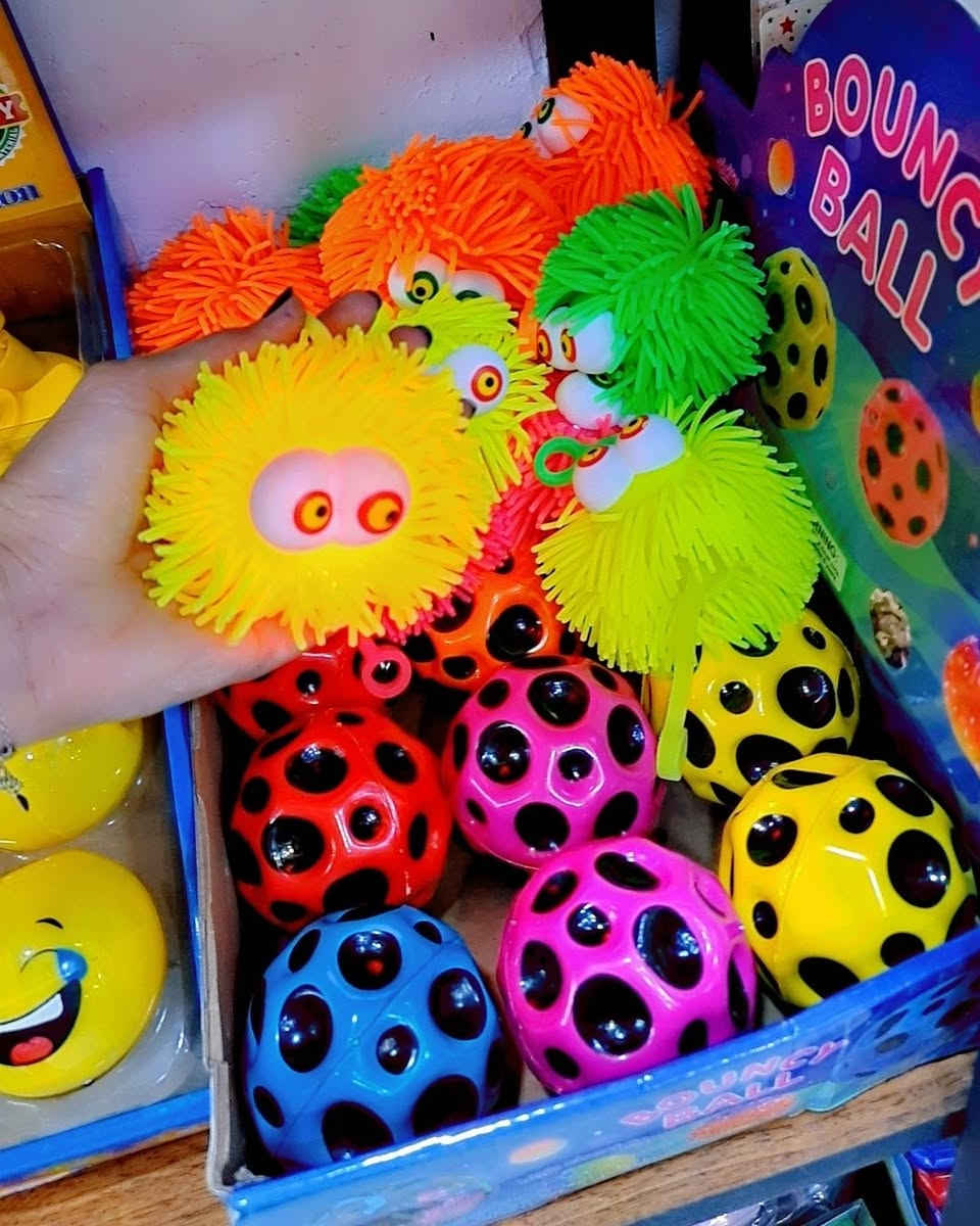 مجمع الريان كل ما يحتاجه بيتك بمكان واحد🛒
تشكيله العاب أطفال متنوعه 🐯👶
السعر // 1000 😜

 تشكيلة متنوعة من المواد المنزلية بجودة وأسعار مناسبة ✨ أدوات مطبخ ✨ مستلزمات منزلية ✨مواد تجميل💄قسم حديث ولاده😇قسم السفريات🍽قسم سليبرات🩴قسم تجهيز باقات ورد وهدايا💐🎁 منتجات عملية للاستخدام اليومي
📩 للاستفسار أو الطلب راسلونا على الصفحة 🚚 تتوفر لدينا خدمة توصيل لكل المحافظات
الرقم //***********
العنوان //بسمايه الشارع العام مقابل برهومي الشارع الخدمي مجاور أسواق اللؤلؤة
أوقات الدوام⏰من الساعة 10 صباحاً الى الساعة 1 ليلاً
