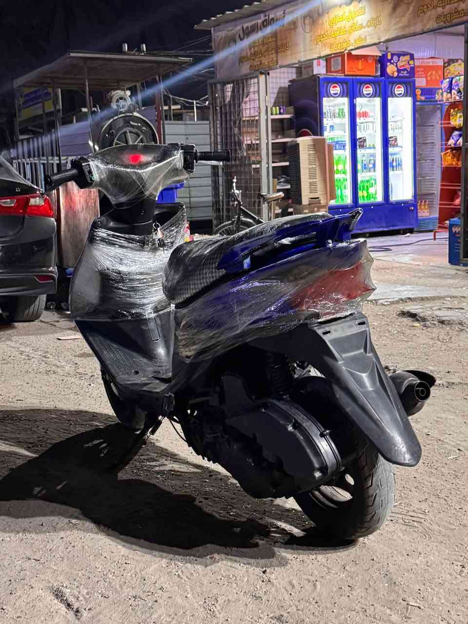 السلام عليكم 
ادرس 140 
كهربائيات شغاله 
نص نكره بأي وقت 
الدراجه بيهة نواقص 
سعرهة 275 وبيهة مجال بسيط 
مكاني العامريه بغداد 
*********** بغداد, العراق
