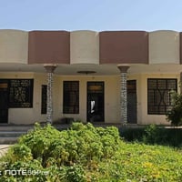 بيت جاهز للبيع المساحة ٥٠٠ متر مربع الموقع تقاطع الوجيهيه مجاور محطه و...