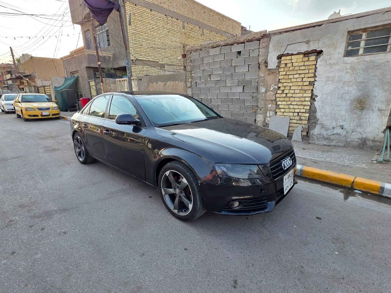 اودي موديل 2009 مستعجل السعر ٦٥ قفل حك جيتك بس *********** بغداد سويب
