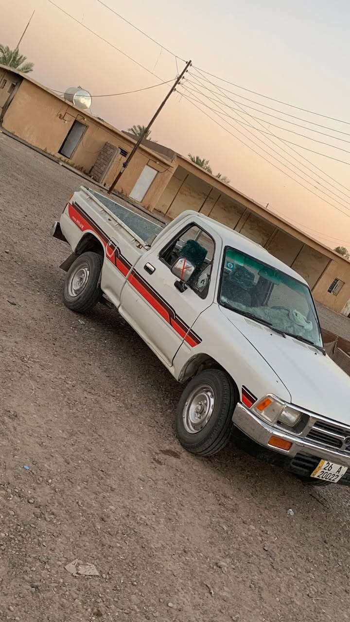 سلام عليكم الحلال البيع بيكم 1990تك  رقم مميز صلاح الدين نكليزي  محرك كير بصندوك مصبوغه جماليه شرط بدون اي حادث او طخه 
شاصي اكسل بشرط  رقم ***********
