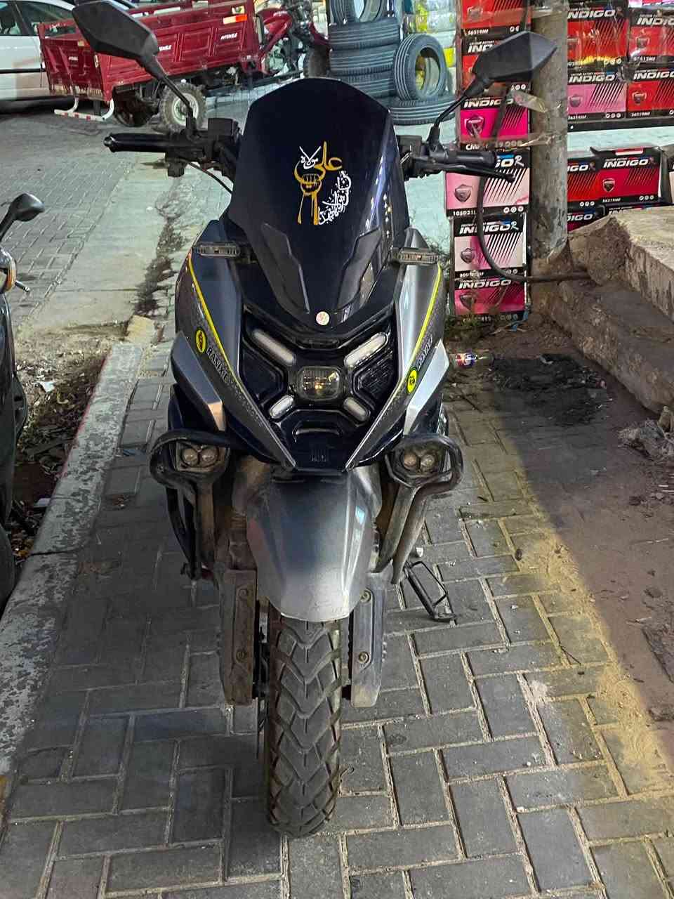 اباتشي نجمه للبيع موديل 2025 بطاريه  ليثيوم فوسفات الحديد 72 فولت 50 امبير يعني مسافه مفتوحه وعمر طويل كلش راقيه سرعته 90 ملف 2500  سعر مليون و100 بيهه مجال بسيط متوفر خاص واتصال *********** 
مكاني بغداد الكرخ
