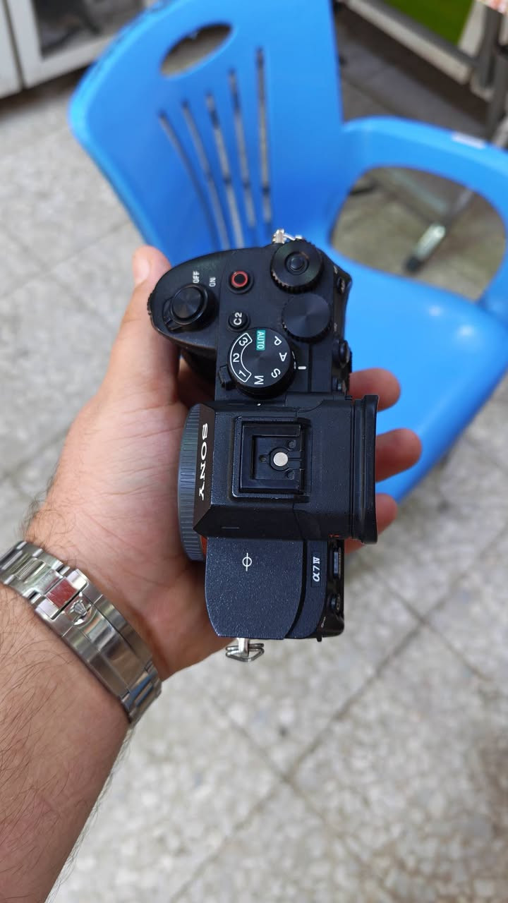 SONY. A7IV +24.70 F2.8 SIGMA
نضافه95 ٪كامل ملحقات اصليه حزام شاحنه بطاريه كارتون
سعره كامل 3ملاين 
مكاني ***********
