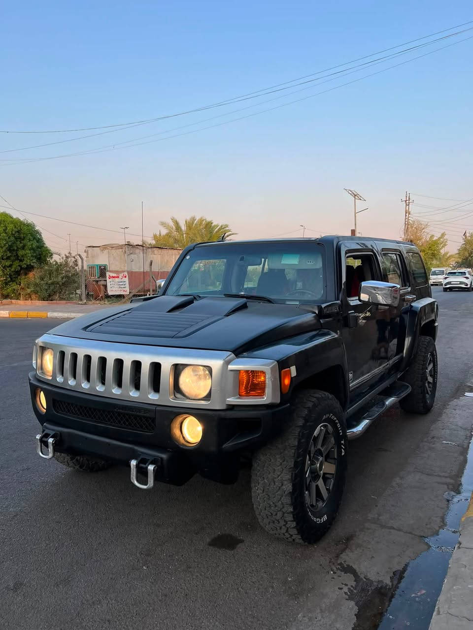 من رخصة الادمن
السلام عليكم ورحمة الله 

همر أچ 3 | Hummer h3

وارد امريكي لون اسود رقم بغداد بأسمي سنوية مساقطة 

كير محرك بلاد خير من الله مروحة كهرباء ⚡️ 

فول مواصفات سلايد روف كشنات كهرباء شاشة ودمام خلفي تبريد شغال 🩵

سيارة جاهزة والحمدلله 

السعر 88$ ورقة

التواصل 
***********
