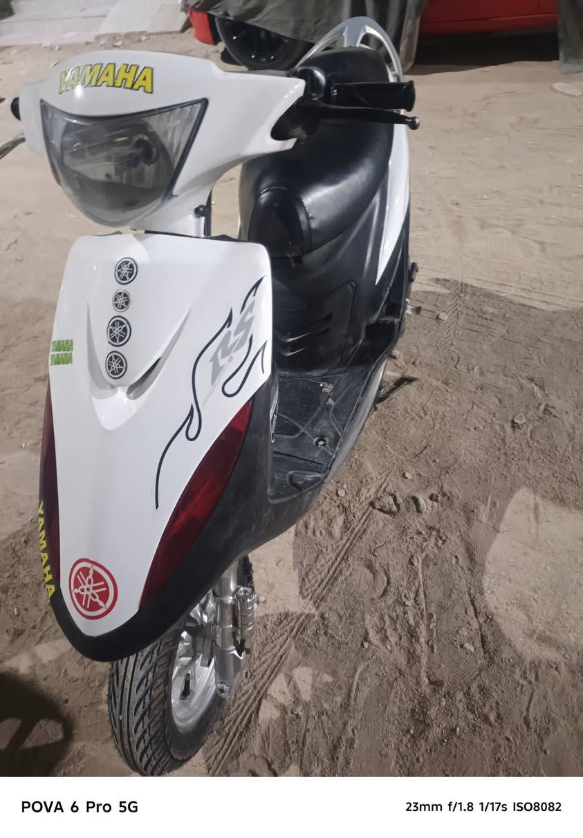 للبيع ماكس دراجه بلاديه كفاله عامه دبلات امامي خلفي رياضي تخم تاير كفراتها لبلاديه اطنيك اياهن عليها كزوز رياضي وانطيك لبلادي هم دراجه مانقصها شي جاهزه من كلشي  #السعر 800
*********** #البصره #الزبير
