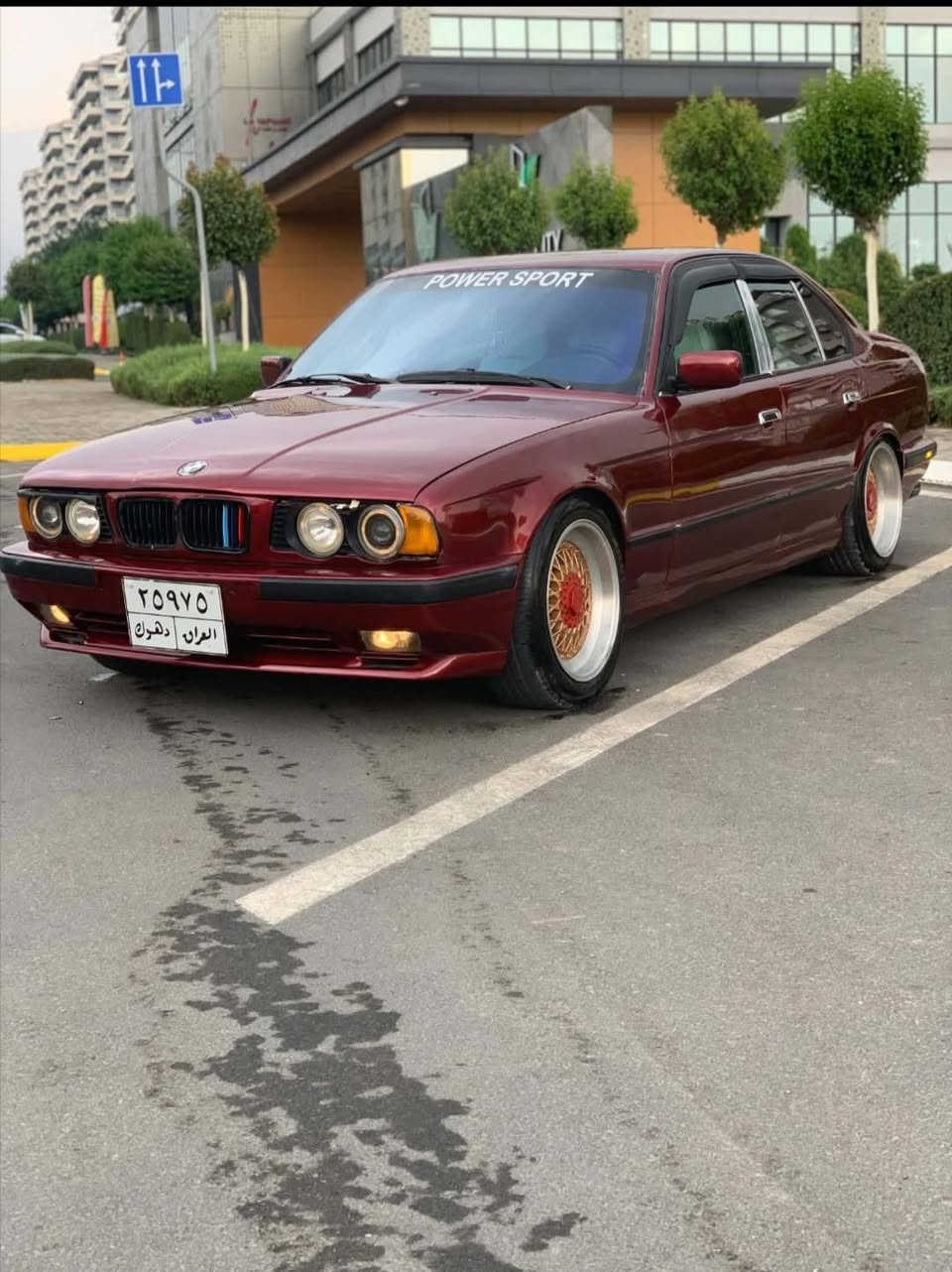 🌹بەناوی خوای گەورەومیهرەبان ‌🌹
BMW  525
مۆدێل1991                   ***********
   مەکینەکەپسی 525 گێڕعادی گێڕو مەکینەی بەشەرت تەقەوڕەقەی بەشەرت چ تازە پێش و دوای داگیراوە   چوارتایەو ویلی bbs لەژێره  چوارجام کارەبا قفڵ مەرکەزی و   تەبرید بە شەرت لەگەڵ سوڵف تەبریت ئشپیکە سعری  32گەڵاو کەمێک معامەلە ناونیشان سلێمانی
