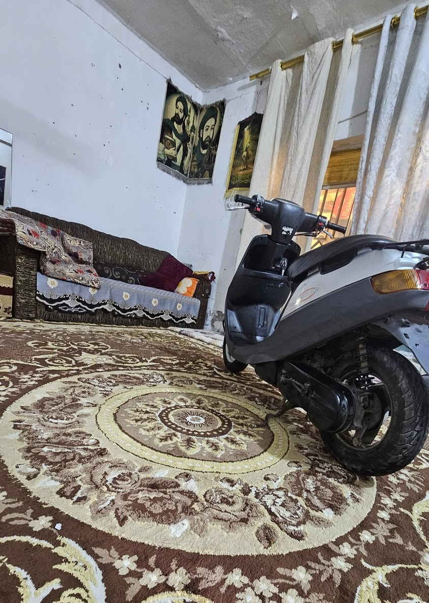 السلام عليكم دراجه بطه موديل 2003 الدراجه حاويه مكاني كربلاء حي العامل شارع المركز السعر 350 وبيعا مجال ***********
