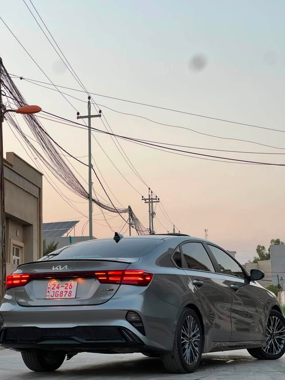 🔥KIA FORTE 2024GTLIN 🔥                  
🔴 السيارة ليبل واحد بدون صبغ بدون تبديل  ✅
فقط ربع البوند بارد  وملاحظات خفيفة pdr ✅  

#السعر 162 ومجالها بسيط
فول مواصفات 1/1 
فتحة سقف 
بصمة تشغيل
محرك 2000 DOCH 
شاحن لاسلكي
بصمة أبواب
تشغيل عن بعد
هاند بريك بصمة 
اوتو هولد
تبريد ❄️
ثلاث وضعيات قيادة
كير توماتيك وعادي
قيادة ذاتية 
توقف ذاتي 
رادارات جانبية وأمامية وخلفية
سماعات سستم HARMAN 
شاشة كبيرة 9 انج ونضام صوتي
ليد امامي 
ليد خلفي 
كشن السائق كهربائي
ليد بالمري
نقطة عمياء
ابل كار بلي 
حاكية تنصي التبريد عند الاتصال بالهاتف 
مكان السيارة 📍موصل 
للاستفسار 
***********✅
