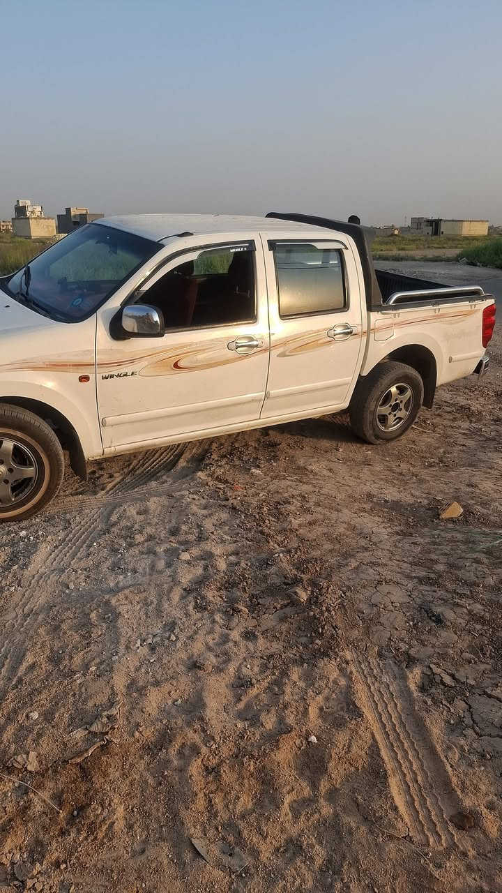 اسلام عليكم كريت ويل  موديل 13 سياره جاهزه تبريد حداديه مكينه كير جاهزه  مكفوله ماشيه 123 الف  بلادي علا وضع الشركه فقط خياسات ملكطه سياره جديده بمعنى الكلمة  مكاني بغداد الشعله ***********  السعر  75 او بيهه مجال  رقم السياره نجف بسمي رقم انكليزي  شرط المداور
