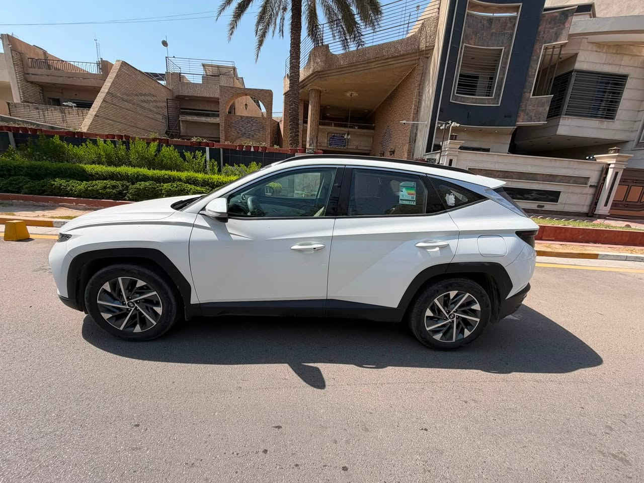 للبيع توسان 2023  وارد خليجي ورقم بغداد
ماشية 31,000

مكفولة كفالة عامة بدون اي بارد او حار

مكينه 2000 دوش 

1- كراسي كهربائي مغلفه جلد 

2- حساسات امامية خلفية

3 - بصمة

4 - ويل كروم حجم 19

5 - اشاير بالمري

6 - دخول ذكي

7 - هاند بريك بصمة

8 - ثلاث انظمة قيادة ايكو سبورت نورمال 

9 - شاشة ايباد 

10 - شاحن واير ليس مع منافذ USP إماميه و خلفية

11 - قطعتين تبريد 

12 - تحكمات ستيرن جهتين 

13 - كأمرة 

14 - بردات خلفية

15 - الجام اوتو 

16 - مثبت سرعة

17- مري شفط 

18 - لايتات دوارة امامية فول LED

19 - زنون لد امامي خلفي

السيارة باسمي تحويل ثاني يوم

مكفولة كفالة عامة

السعر 208$

للاستفسار ***********
