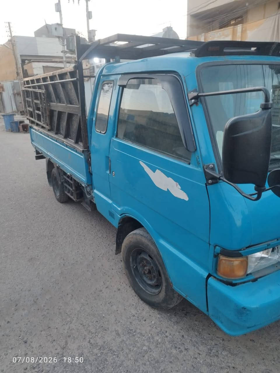 سلام عليكم كيه بنكو موديل 96
سياره بلاديه مكينه وكير واكسن خير من الله 
سعر57 وبيه مجال
مكانه بغداد المعامل الباويه
***********
