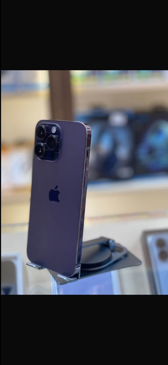 ايفون 14 برو ماكس • ٢٥٦ • بطارية ٩٠