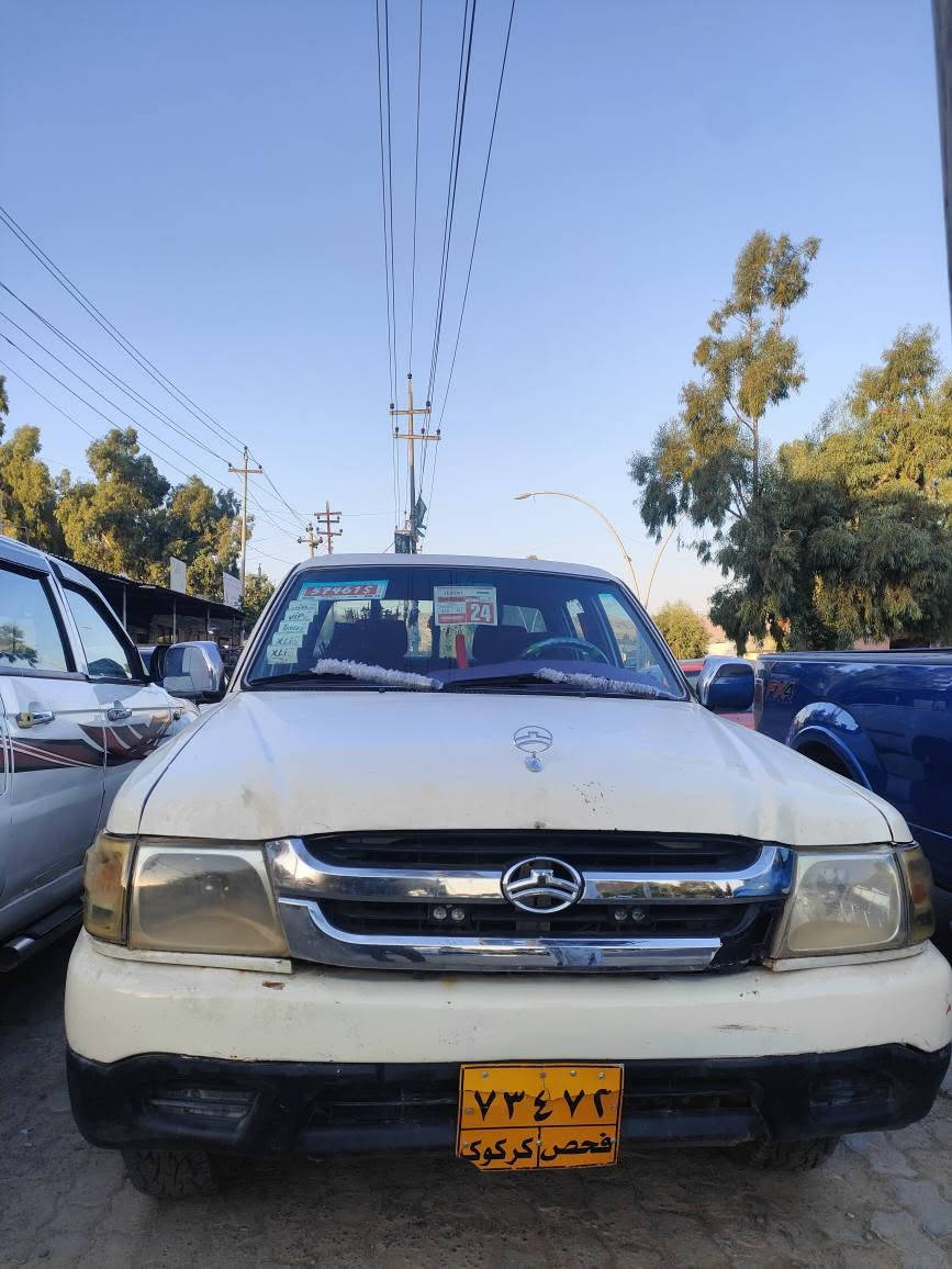 دێر کابرێتەر 2006
گێڕ و مەکینەی مەزبوتە 
سەیارەکە عیزام سبوغە بۆ جوانی 
بێ لێدران 
مەنەفێسەتە 
شوێن کۆیە 
نرخ 24 وەرەقە
*********** whatapp أربيل, العراق
