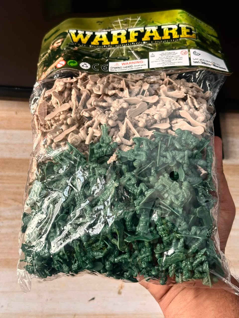 متوفر سيت جنود ٣٠٠ قطعه فريقين.
سعر السيت 14 الف. 
المكان بغداد البلديات. 
متوفر توصيل الكلفه المحافظات 
الهاتف***********
