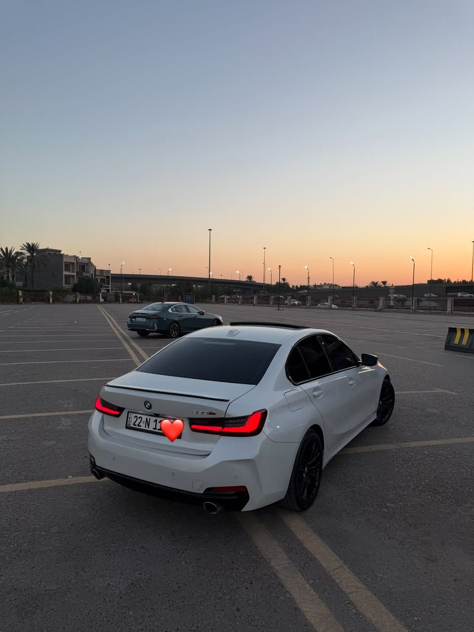 السلام وعليكم
للبيع
Bmw 330i 2024
حادث خلفي بدون ايرباك
ماشية / 21.000 ميل
سعر / 345 ورقة

مستوردها ومصلحها على ايدي بدون تبديل اي قطعة.
صفر مسج وبدون اي نقص
رقم اربيل + باج تضليل من مرور اربيل
عنواني بغداد حي جامعة
واتساب/
***********
