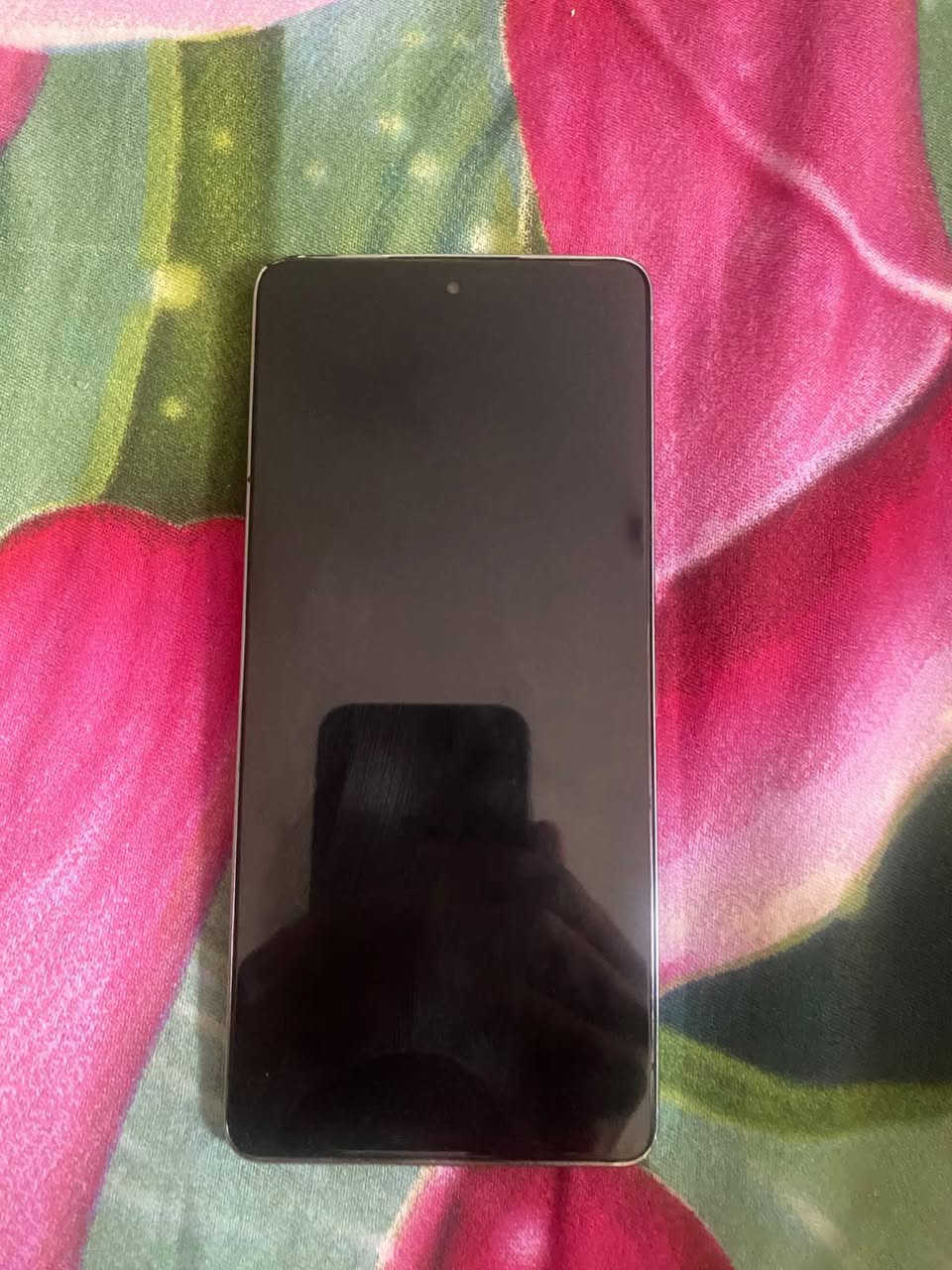 جهاز TECNO CAMON 20 Premier 5G

للبيع او مراوس جهاز شخطه مابي نضيف 

ذاكره 512

رام 12

تشغيل ببجي 90فريم 

خاص رقمي ***********
