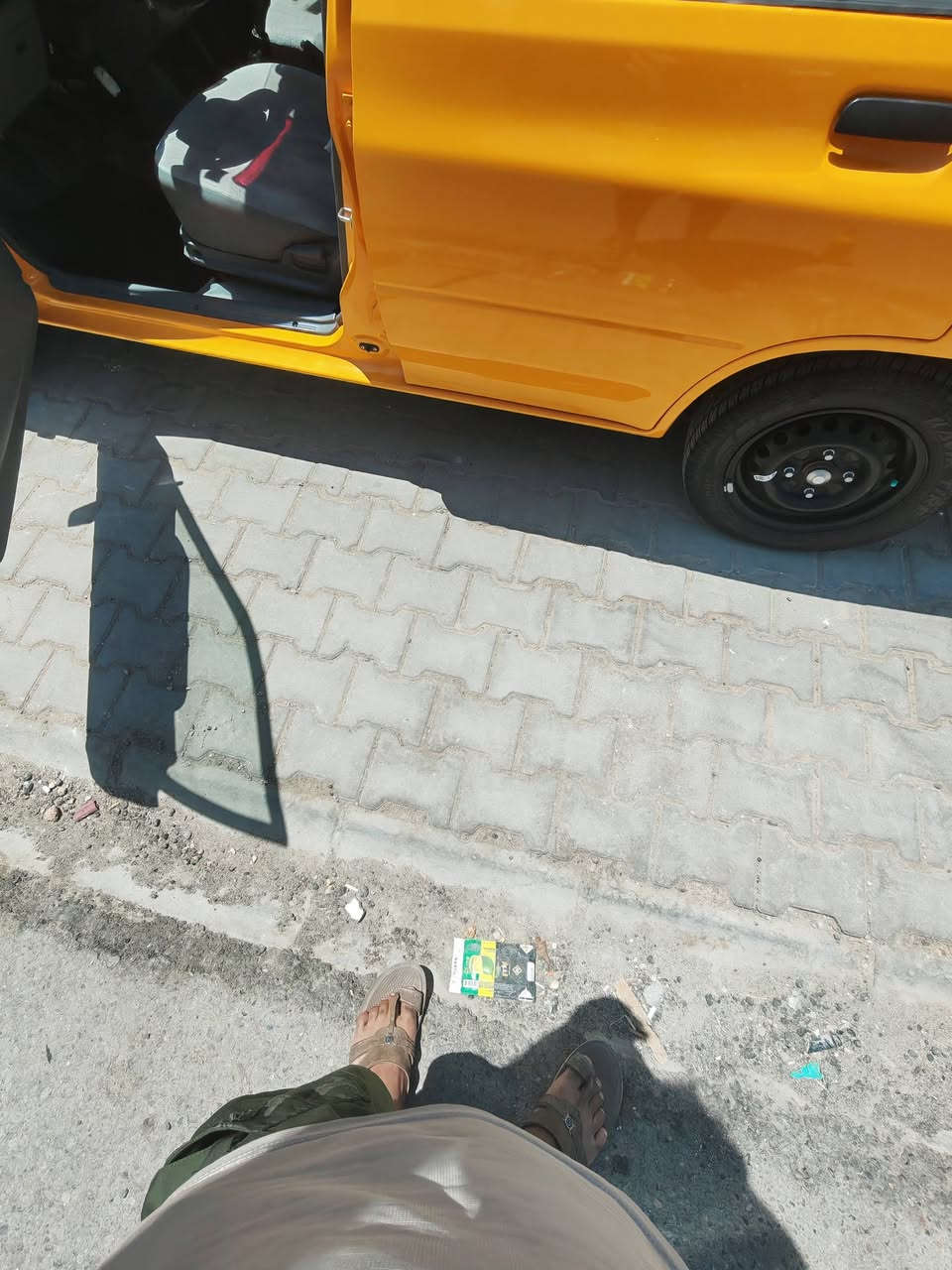 سلام عليكم سايبه  للبيع موديل ٢٦ كفاله عامه قادسيه ماشيه ١١ للاستفسار  اتصال ع ***********
