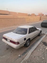 عاطلة • ١٩٩١ • بصرة زبير