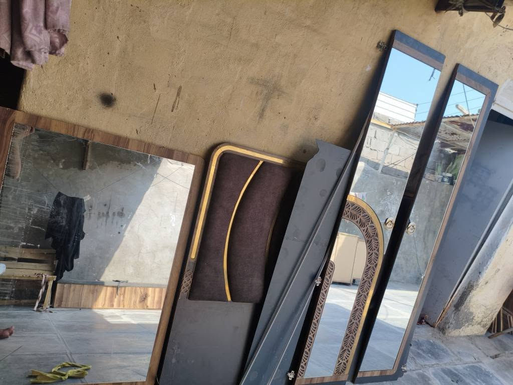 غرفه تركيه شبه جديده نوعية ممتازة نقصها براقي ودوشك 📞 *********** البصرة, العراق
