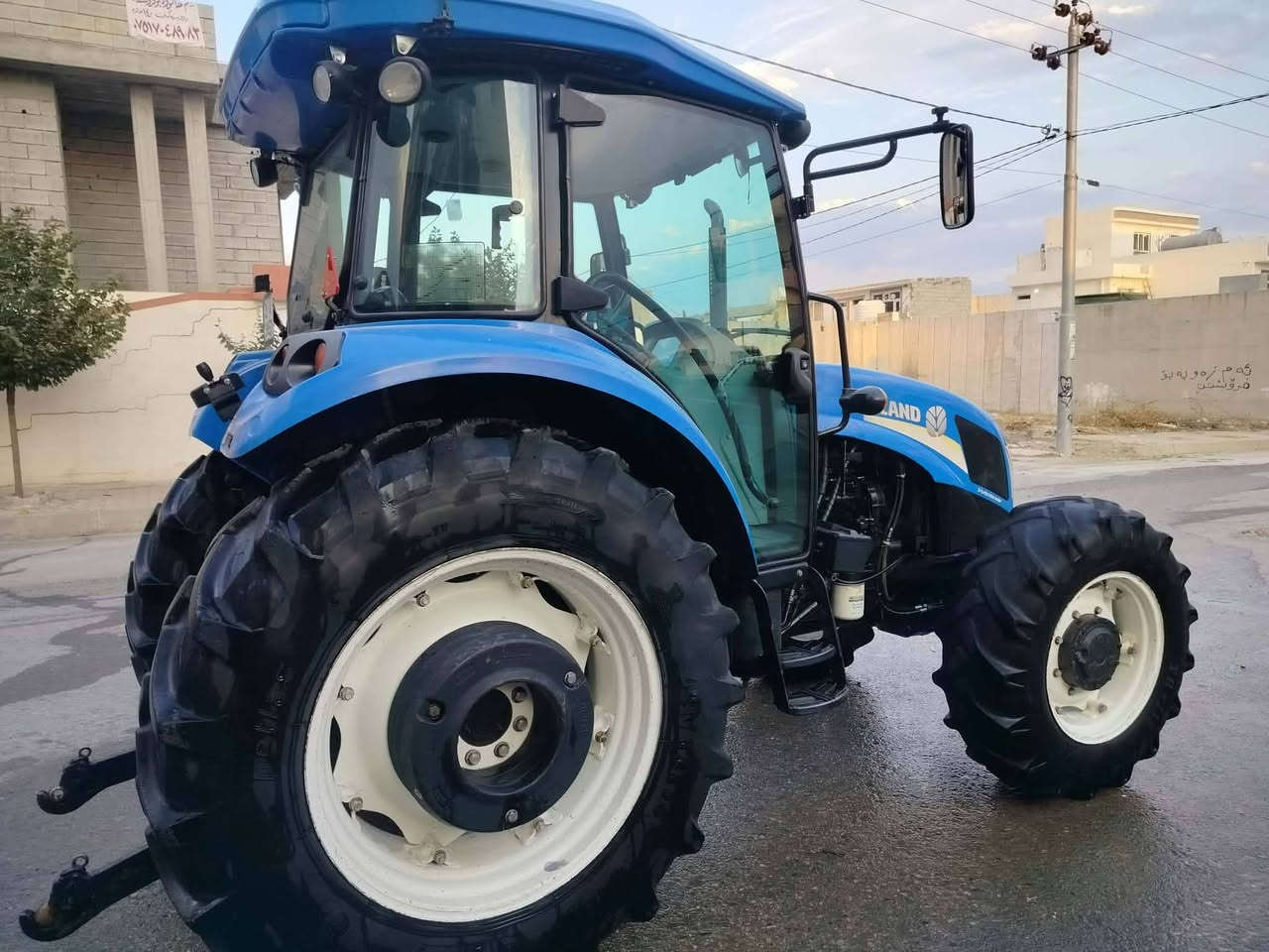 نیوهولند • مودیل٢٠١٤ • تعمیرعام