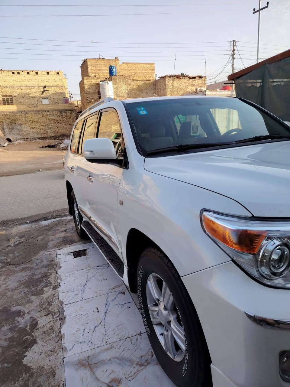 السلام عليكم
للبيع لاندكروز موديل 2008
محرك v6
تبريد ثلج 3 قطع
بيهه فقط صبغ بالجاملغ الأمامي جهه السائق أثر جراد
سونار موجود
رقم بصره انكليزي باسمي
سعرها 235$
الاستفسار الاتصال ***********
