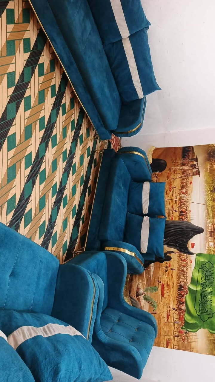 تخم 9مقاعد تركي تسكام وقوي ثكيل تكمه جديد كلش اي ضررمابي نضيف جد شرط النظافه والقوه سعره 325يوجد توصيل داخل كربلاء ***********
