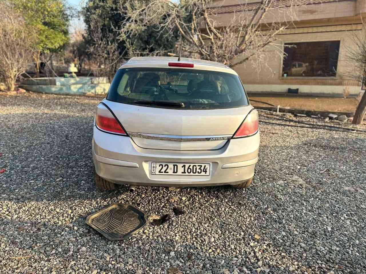 السلامه عليكم سياره أوبل استرا للبيع الموديل 2007 الرقم اربيل رقم الهاتف ***********
