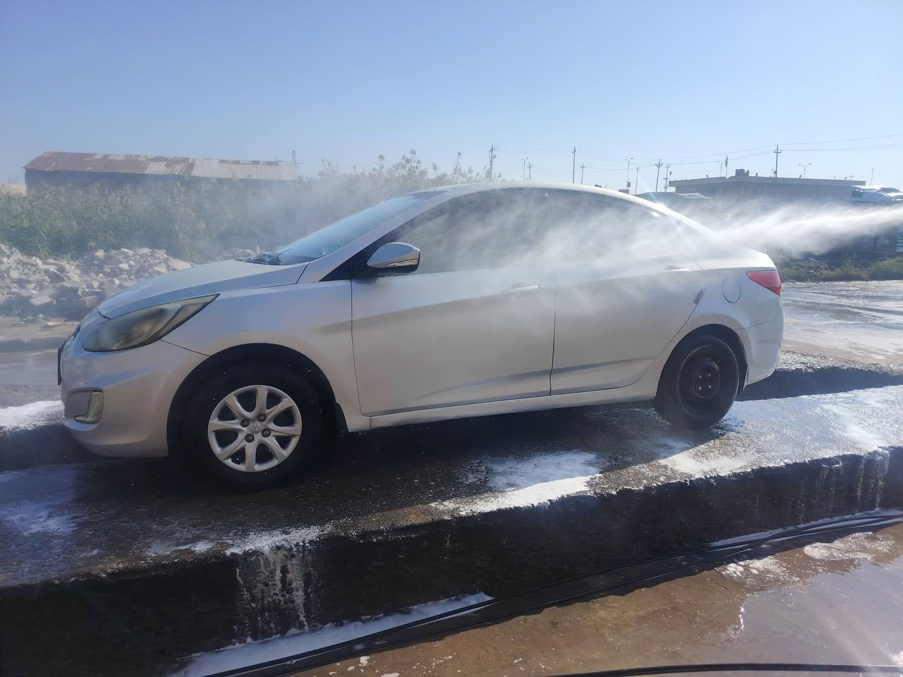 مكلف بالنشر للبيع موديل12 كوري مكينة 1600 صبغ عام سبب الترقيم بسمي  رقم نينوى مسطرة هزة2027 صفر قرامه تخم تاير جديد سعر 80  تواصل***********
