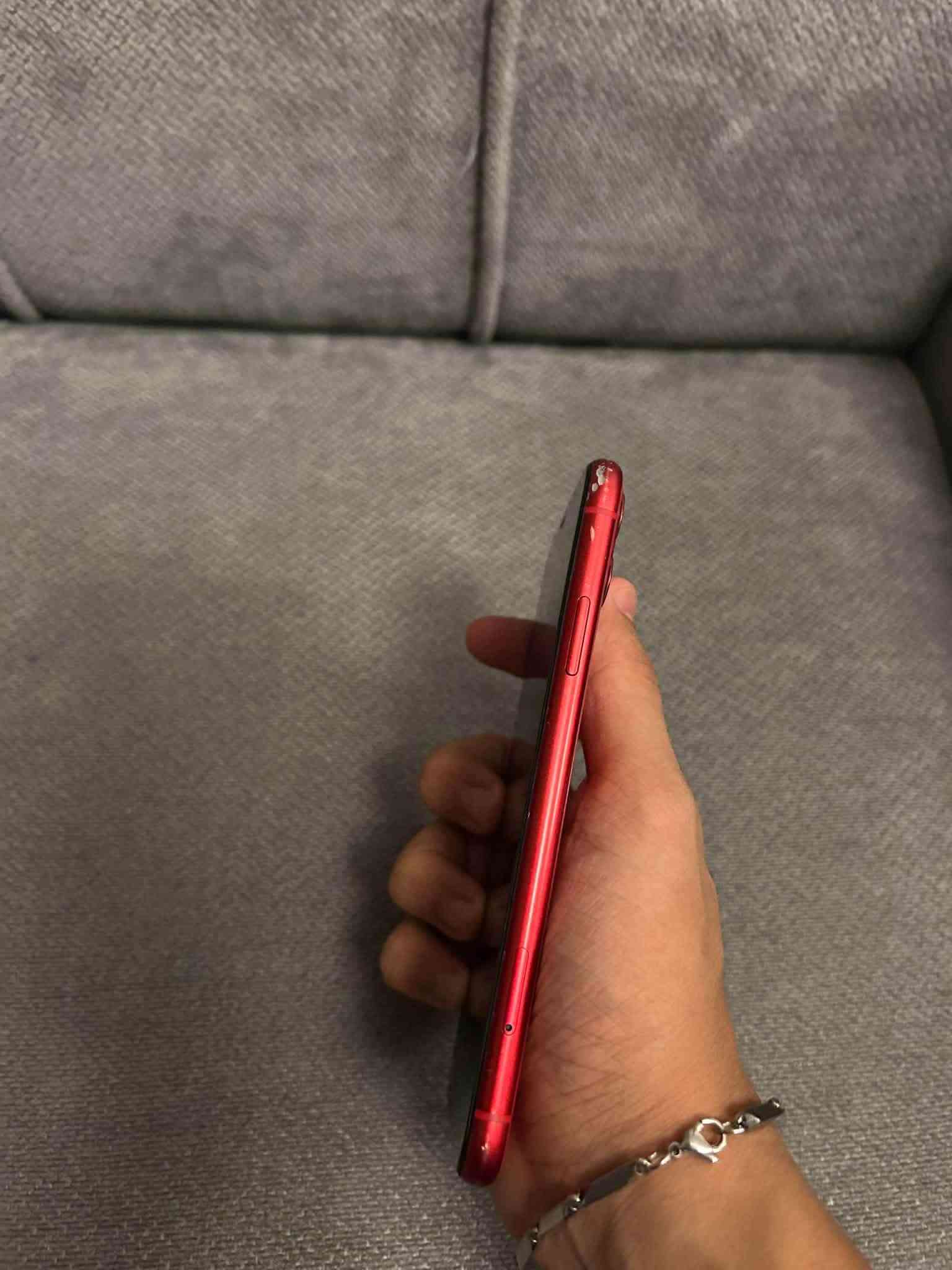 آيفون ١١ • ذاكرة ١٢٨ • بطارية ١٠٠٪