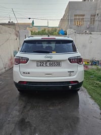 سياره جيب كومبارس موديل 19 حادث جاملغ وشويه من البنيد سياره جاهزه نقوص...