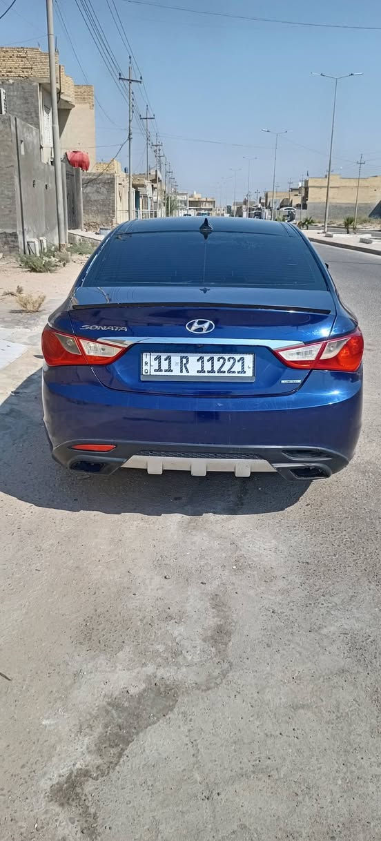 سلام عليكم شباب متاح سياره سوناته البيع موديل ٢٠١٢وارد أمريكي محرك ٢٠٠٠ تيربو فول مواصفات السياره جاهزه كير ومحرك وتبريد حداديه ٧٠ بل ميه السعر ٨٥وبيه مجال قليل مكان ميسان قضاء الميمونه ***********.
