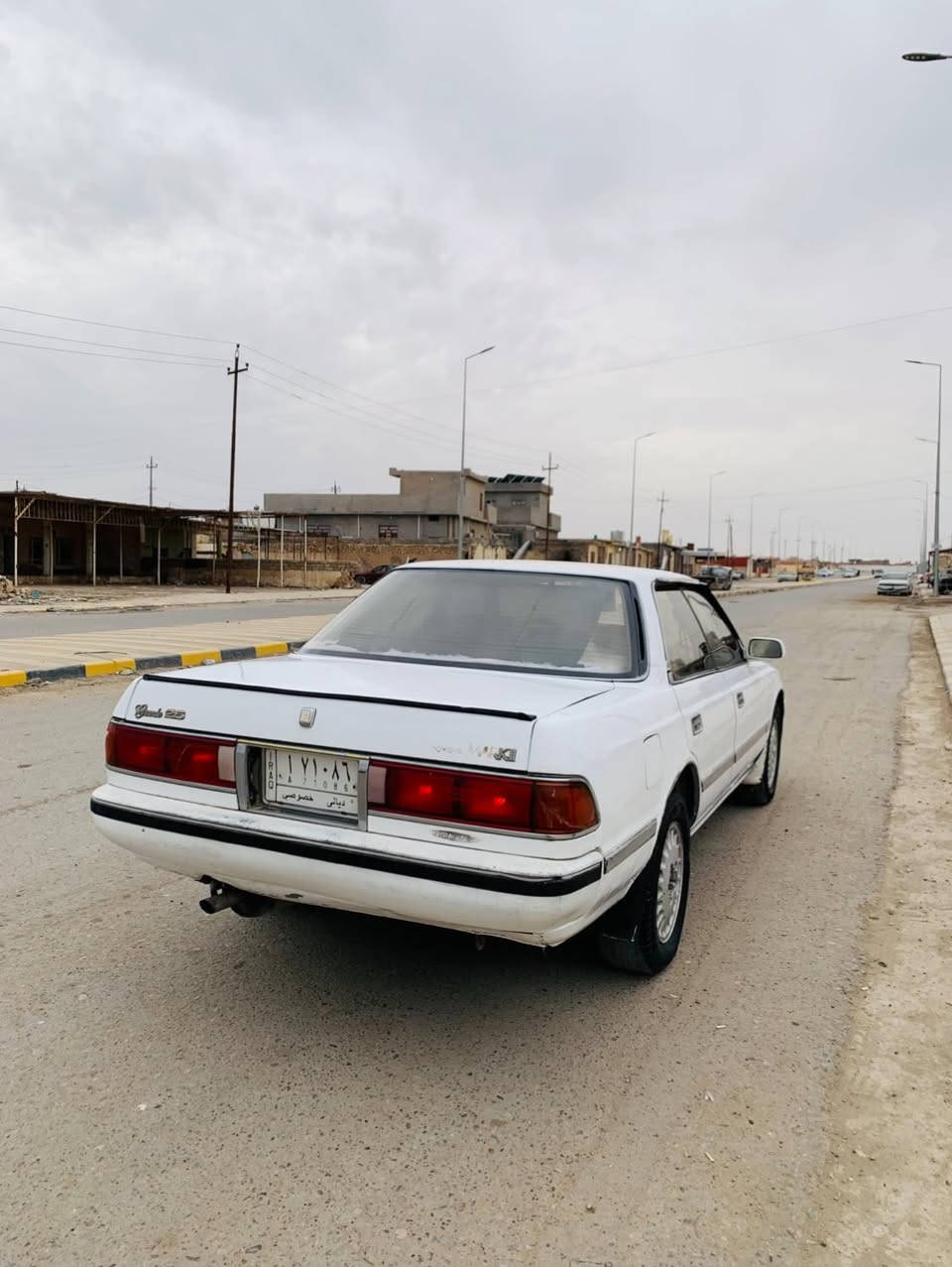 السلام عليكم مارك مسطره 
رقم ديالى
للبيع  سياره جديده 
موديل 89
محرك  ثنين ونص شرط 
كير شرط 
صدر تايرات كلهن جددد 
سياره حلى من صور 
تدفئه تبريد  نقص غاز
مسجل أربع سمعات 
لايت زنون عالي ناصي 
كهربائيات كله شغاله 
سياره جديده حيل 

السعر 33 بيها مجال 
مكان السياره بيجي  ***********
