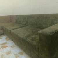 ديوان مستعمل بس شغل درجة اولى تكمة يعني تكمة ضمانة عمر بس قماشة تعبان ...
