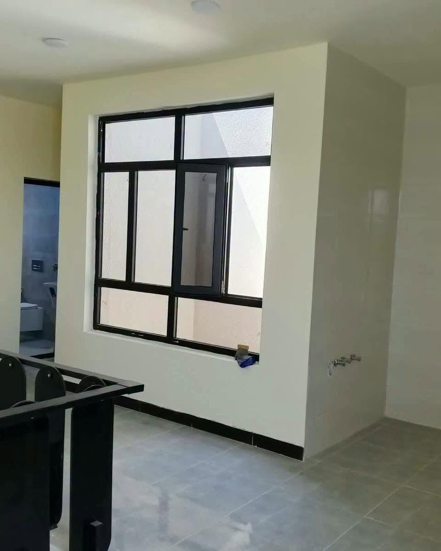 بيت 125 متر للبيع 🏠

الواجهه 6.25 متر 
النزال 20 متر 

ملك طابو صرف 

يحتوي على استقبال ومطبخ وهول داخلي و5 غرف نوم 
وصحيات عدد 3 وبيتونه وسطح 

بناء  حديث 2026 

العنوان :: حي الجهاد :: الاساتذه :: خلف الاربع شوارع 
منطقه راقيه وكامله خدمات 

السعر والاستفسار الاتصال *********** 📞📞مكتب الشهم للعقار
