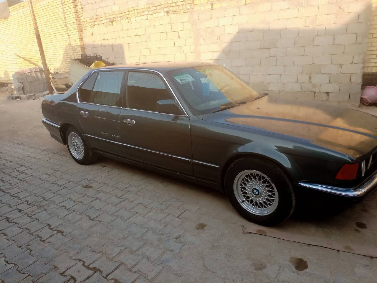 بي ام 735 • ١٩٩٣ • السماوه