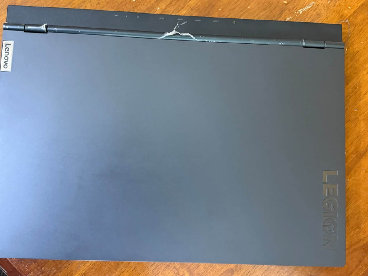 سلام عليكم 

لابتوب 
Lenovo Lengion
 
موصفات 
كارت شاشة GTX1650 Ti 4gb
معالج I7 10750H
رامات 16gb
مساحه 256g Sdd
+
1T Hdd
__________________________________

بيها مشكله بالشاشة من تصعد الحراره ترمش اقل من ثانية  متأثر على الجهاز 
الحاسبه مامفتوحه ابد 
وهاي الحاله صارت فجأه بدون اي سبب
وديتها للصيانه يكولون كارت شاشه
والحاسبه نظيفه كلش 
 
___________________________________
لابتوب نظيف  مستخدم قليل مال بيت 
شاحنه موجوده بس عاطله
بس بدون باكيت

السعر 500 الف وبيها مجال 

رقم واتساب ***********
