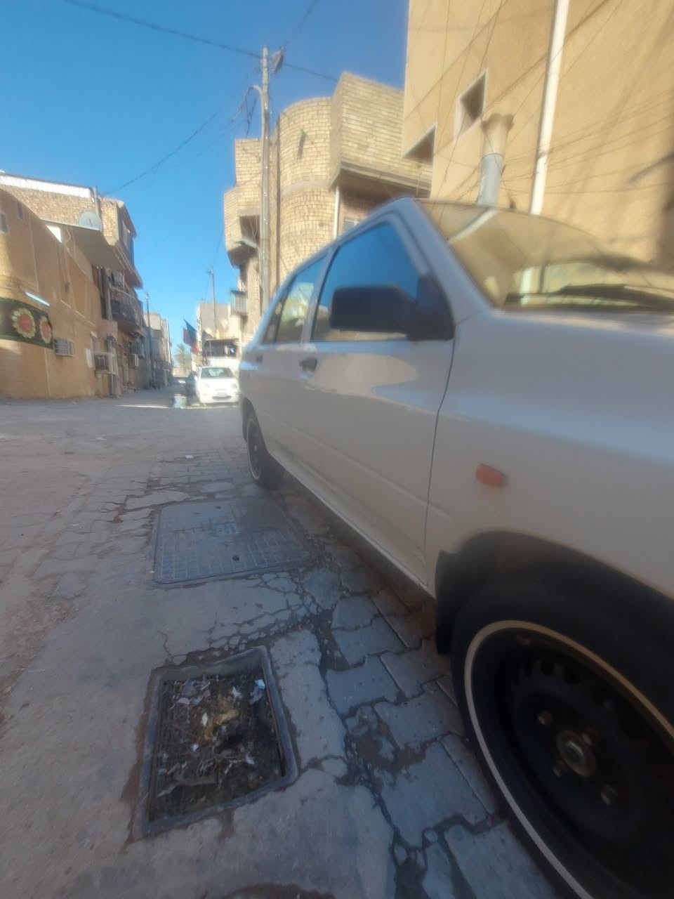 السلام عليكم سايبه موديل ٢١ سياره جاهزه سنويه بسمي بيه شخوط بصيطه ودعجه بل باب وبيه شبر بل جاملغ وبل دوسه صبغ وسونار موجود السعر ٥٥ وبيه مجال كير مكينه تبريد شواصي كفاله المكان بغداد الحريه ***********
