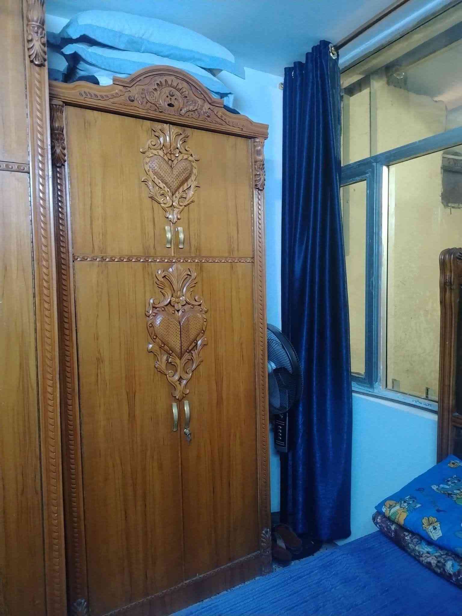 السلام عليكم
غرفة نوم صاج داخل وخارج تكمة
وكاونتر للأستفسار رقمي ***********
