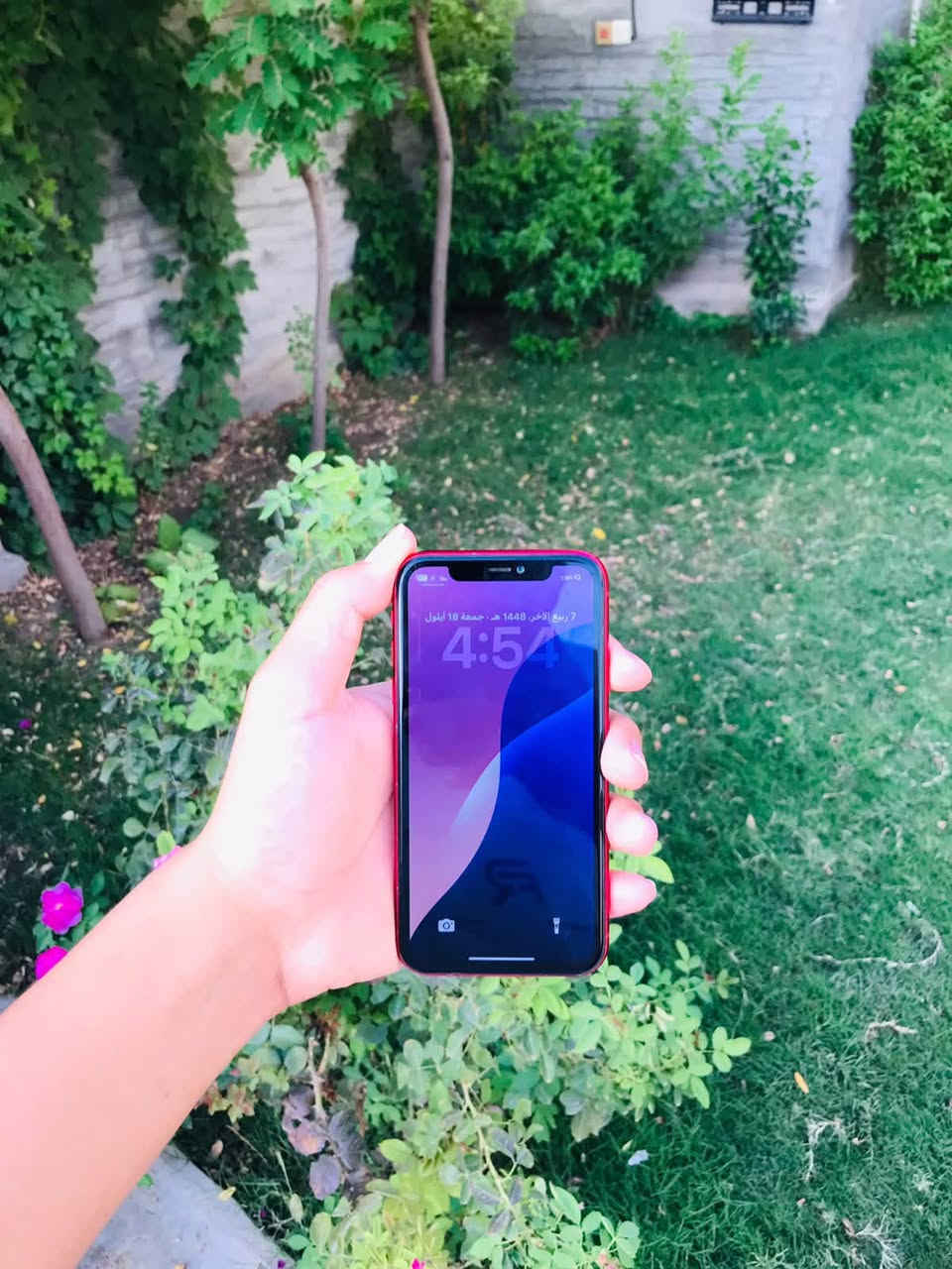 ايفون 11
نضيف شرط النضافة 
بي شرك بل ضهر 
السعر 150قفل ما انزل ربع 
رقمي ***********

نص مكتوب في الصور:
- النمط الداكن مشغل
- الإضاءة الدافئة متوقف
- انسجام اللون مشغل