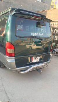 باص ١٤ راكب • موديل ٢٠٠٦ • مكينة وكير مكفولة