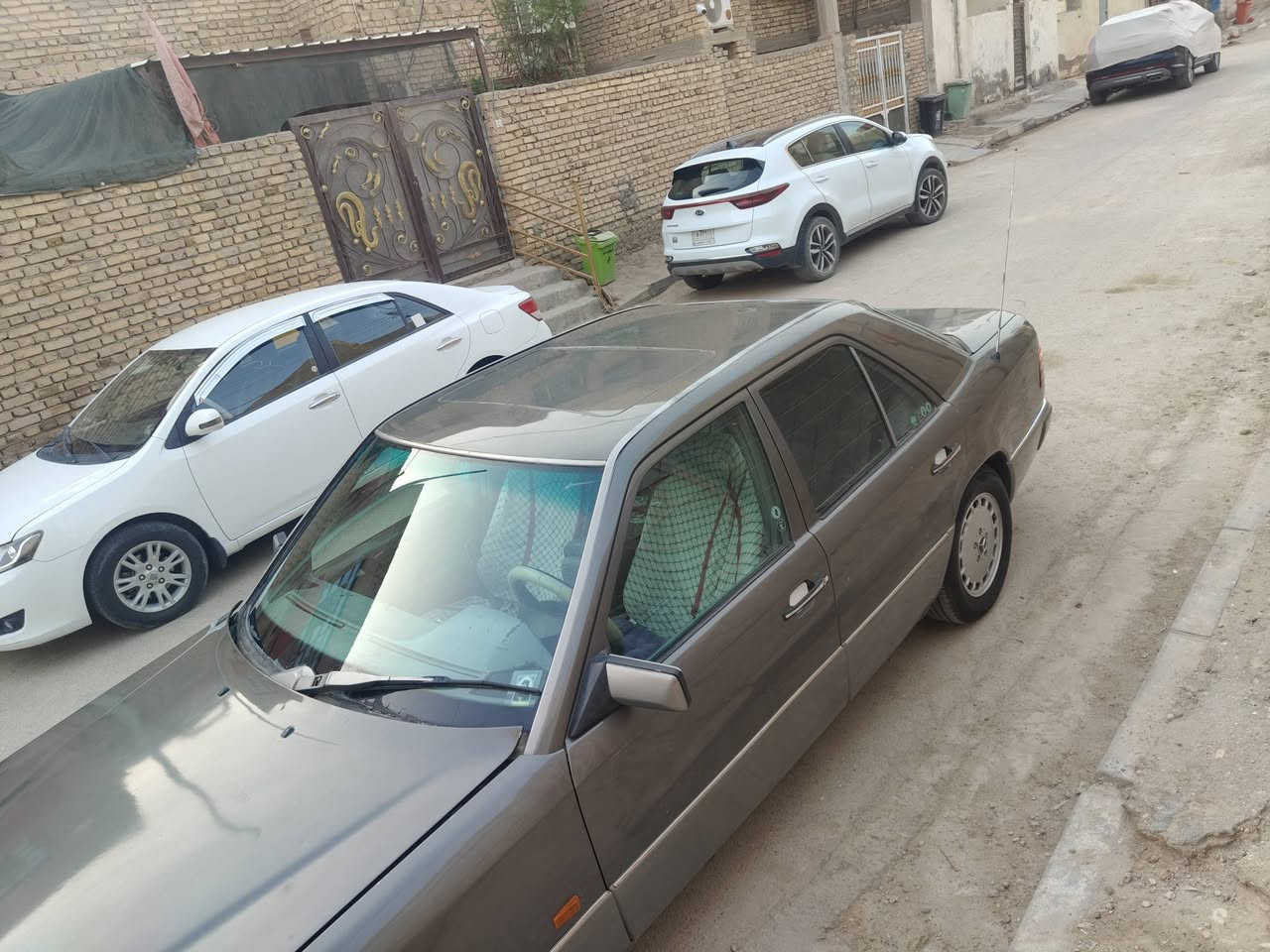 يارزاق
مرسيدس دب موديل 1991 لون رصاصي فيراني رقم انبار بسمي محرك خراطيم 320 جديد قبل ستة اشهر شاده تبريد ثلج منضومه جديده صدر جديد تخم تاير جديد للبيع او المراوس بشبح السعر 65 المكان الناصرية  اي تفاصيل اتصل وبخدمتك على الرقم***********
