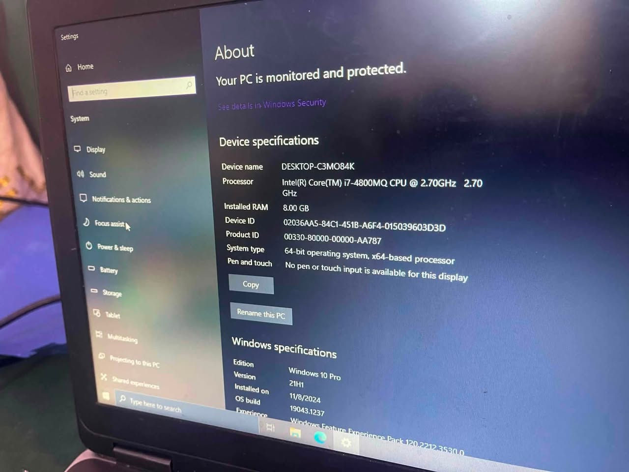 السلام عليكم لابتوب دل كور i7 حاسبه جديده كلش ذاكره ٨ داخلي وخارجي ٢٥٦ ssd يعني صاروا ومال العاب فول وكارت شاشه بيه خارجي وداخلي حاسبه قويه كلش للألعاب وكلشي غراضه كامله شاحنته الاصليه ماوس قاعده ام المروحه وحنطته وبعد تكو هم غراض اله السعر ٢٠٠ الف اني ماخذه ٣٥٠ قبل فتره بس لان ما استخدمه هواي مكاني كوت ***********
