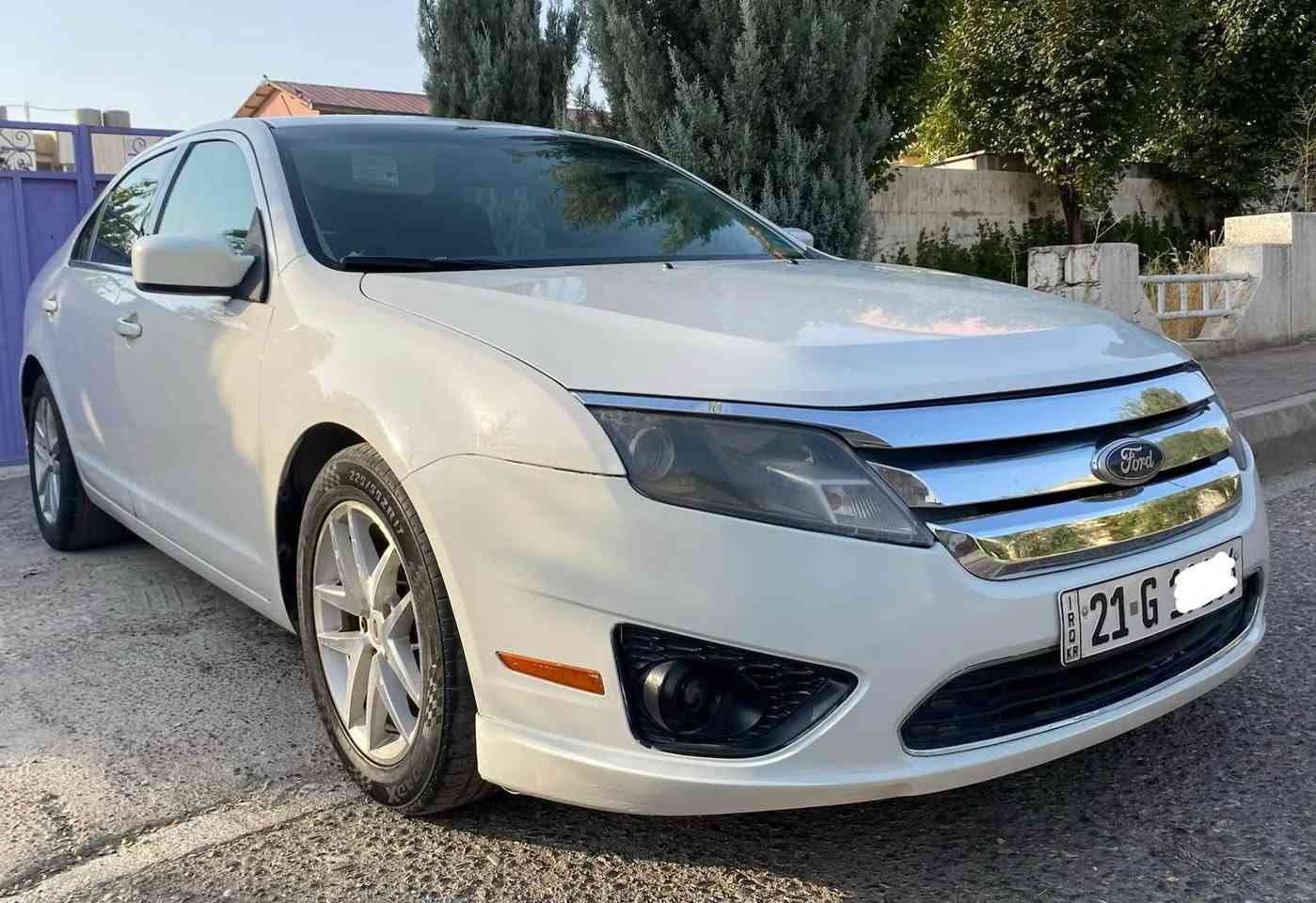 Ford fusion 
مواسەفات SE ٢٠١٠
بێ بۆیاخ  ،  ناوزەرد
گێر ئۆتۆماتیک
چوار جام کارەبا
حاسەی بەگ 
سیستەمی سەوتی SYNC 
مەکینە ٢.٥ چوار پستۆن (مەرغوب)
هەموو گیانی بەشەرت 
چوار تایەی تازە کامل سێرڤس کراوە
تەبرید سارد و گەرم 
سعری ٩٥ $ گەڵاو معامەلە
***********
***********
———————————————————————— السليمانية, العراق
