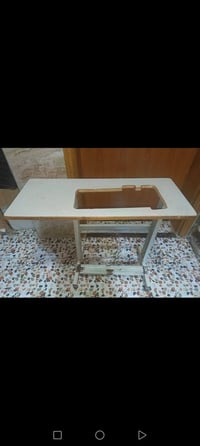 غراض للبيع • طاولات